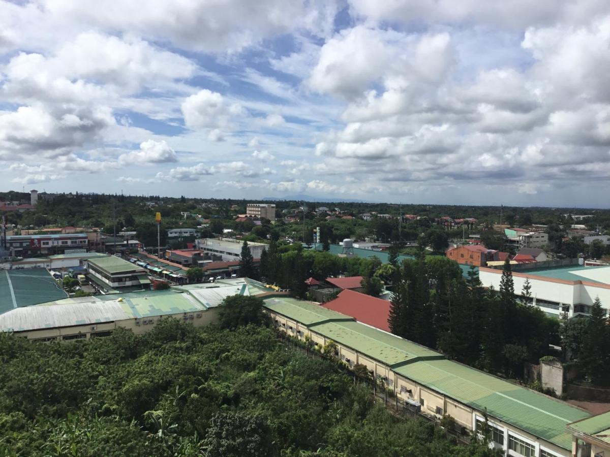 Condo With Free Swimming Pool & Viewing Deck Tagaytay City Exteriör bild
