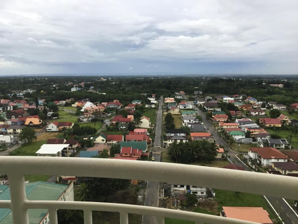 Condo With Free Swimming Pool & Viewing Deck Tagaytay City Exteriör bild